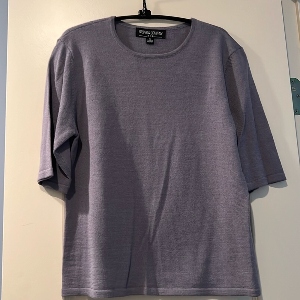 Kasper & Company ASL Elegant Knit Shell in Light Purple Color.